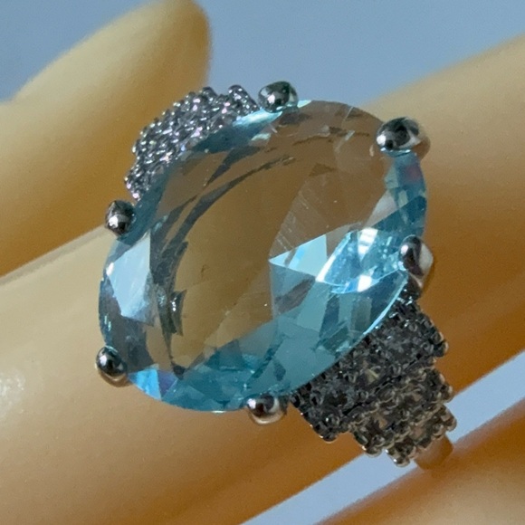 Fashion Jewelry Jewelry - Fashion Jewelry Silver Ring with Light Blue Center Stone and Pavé Accents